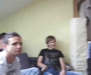 Sciatta orgie creampie1