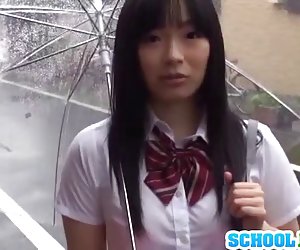 Attrae giovani a scuola